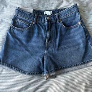 H&M High Waisted Mom Jean Shorts